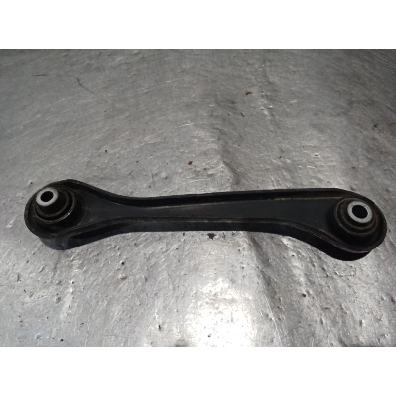 Recambio de brazo suspension inferior trasero derecho para volkswagen touran (1t1) 2.0 tdi referencia OEM IAM   ANTERIOR