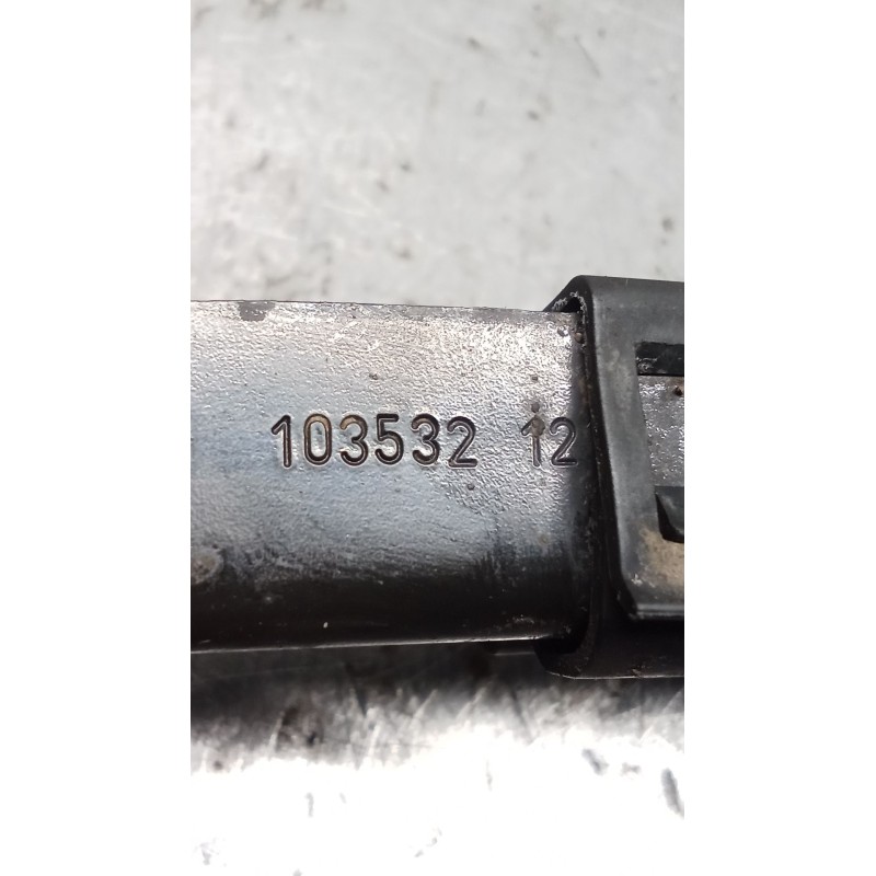 Recambio de brazo suspension superior trasero derecho para bmw 1 (e87) 116 i referencia OEM IAM 10353212  05