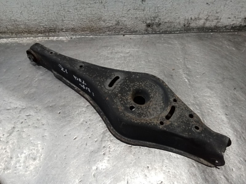 Recambio de brazo suspension inferior trasero izquierdo para volkswagen touran (1t1) 2.0 tdi referencia OEM IAM   