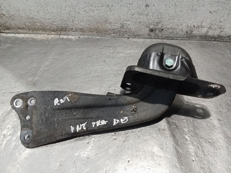 Recambio de brazo suspension inferior trasero derecho para volkswagen touran (1t1) 2.0 tdi referencia OEM IAM   ANTERIOR