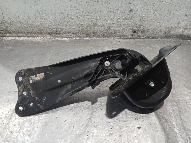 Recambio de brazo suspension inferior trasero derecho para volkswagen touran (1t1) 2.0 tdi referencia OEM IAM   ANTERIOR