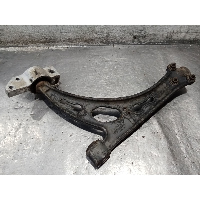 Recambio de brazo suspension inferior delantero derecho para volkswagen touran (1t1) 2.0 tdi referencia OEM IAM   