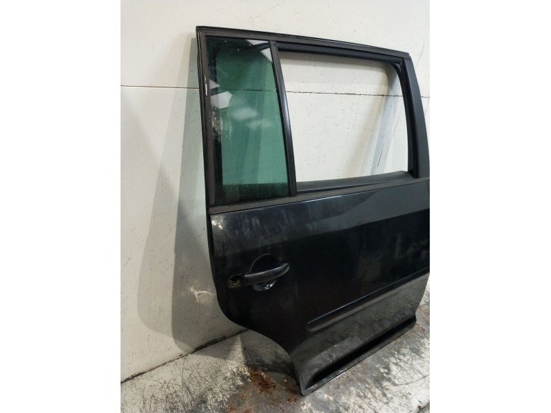Recambio de puerta trasera derecha para volkswagen touran (1t1) 2.0 tdi referencia OEM IAM  5P 