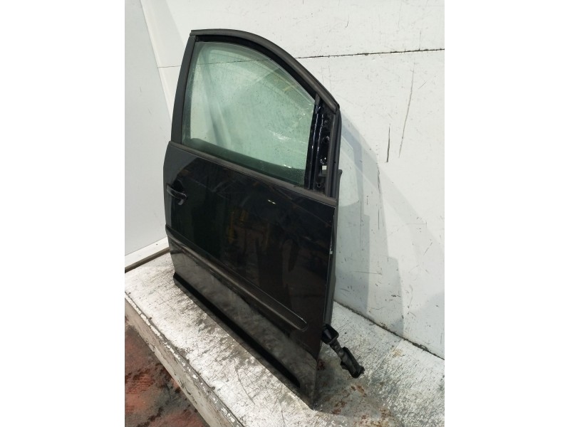 Recambio de puerta delantera derecha para volkswagen touran (1t1) 2.0 tdi referencia OEM IAM  5P 