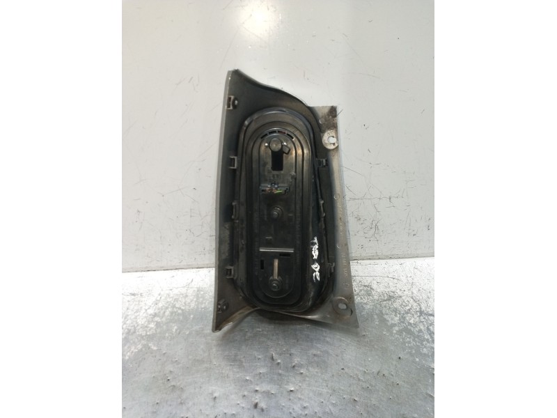 Recambio de piloto trasero derecho para smart coupe básico (45kw) referencia OEM IAM  VER FOTOS 