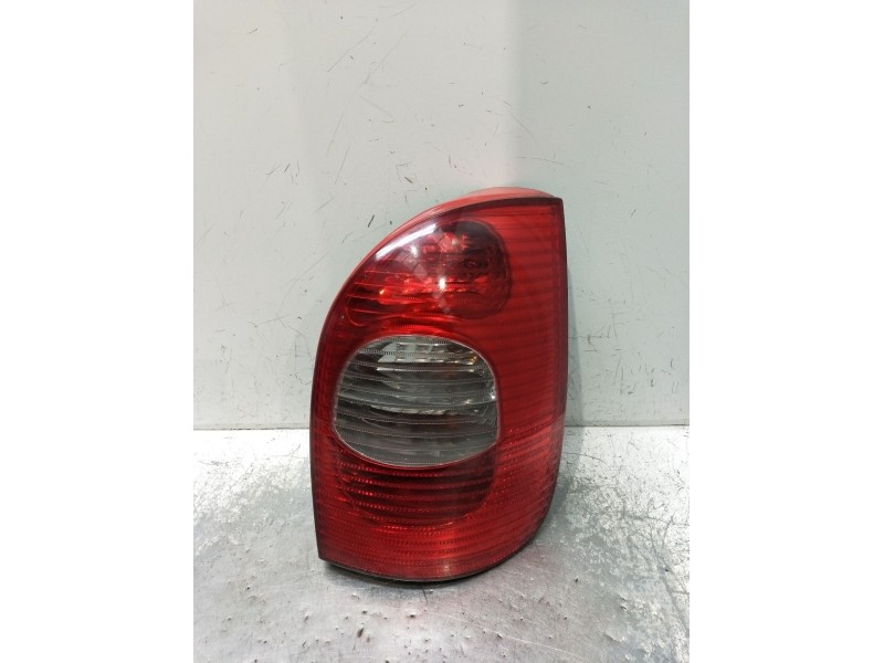 Recambio de piloto trasero derecho para citroën xsara picasso (n68) 2.0 hdi referencia OEM IAM 9650005780 89032868 