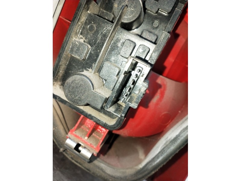 Recambio de piloto trasero derecho para citroën xsara picasso (n68) 2.0 hdi referencia OEM IAM 9650005780 89032868 