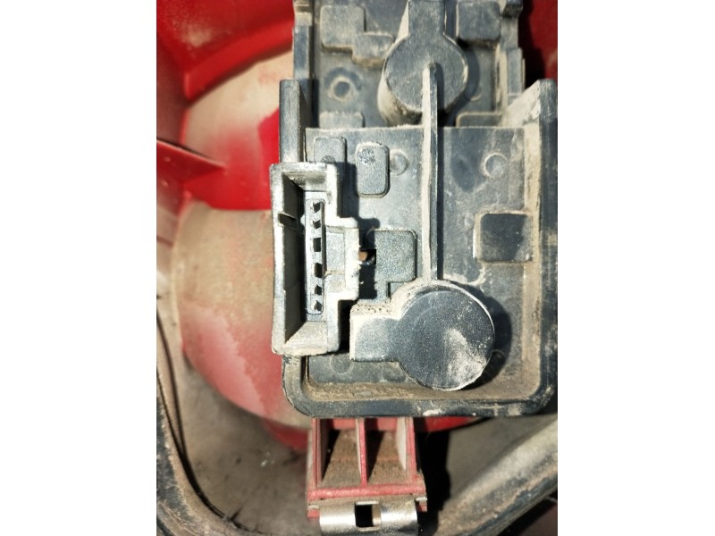 Recambio de piloto trasero izquierdo para citroën xsara picasso (n68) 2.0 hdi referencia OEM IAM 9631564080 89300231 