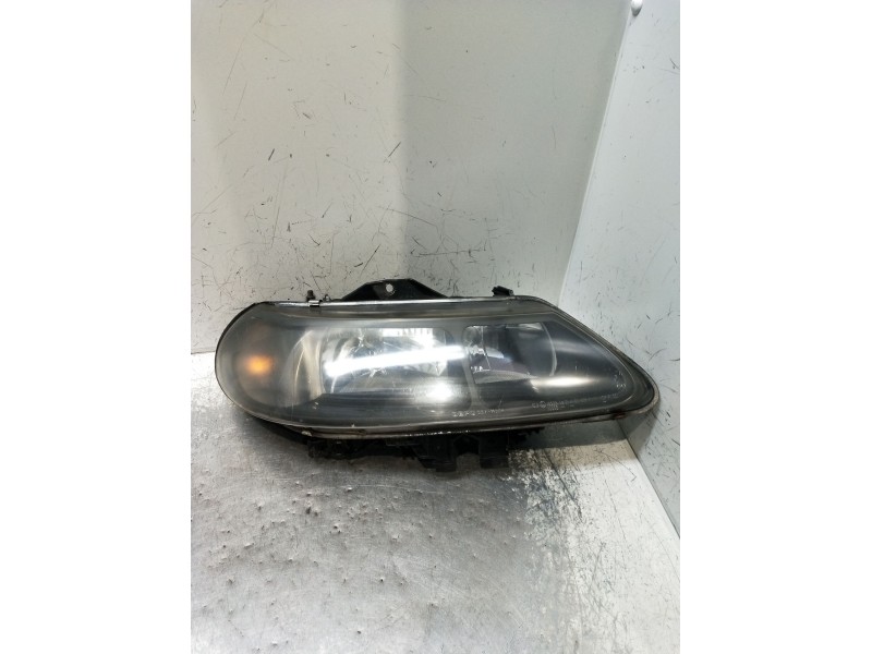 Recambio de faro derecho para renault laguna i (b56_, 556_) 2.2 dt (b569) referencia OEM IAM   