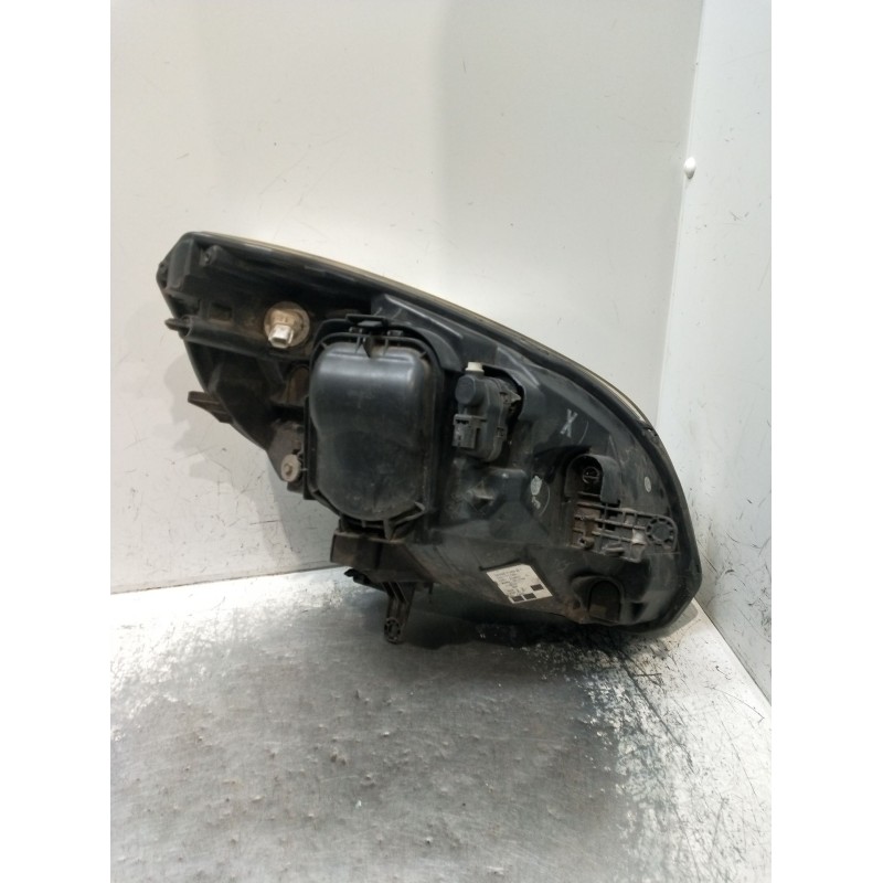 Recambio de faro izquierdo para renault kangoo / grand kangoo ii (kw0/1_) 1.5 dci 75 (kw07, kw10, kw04) referencia OEM IAM 26060
