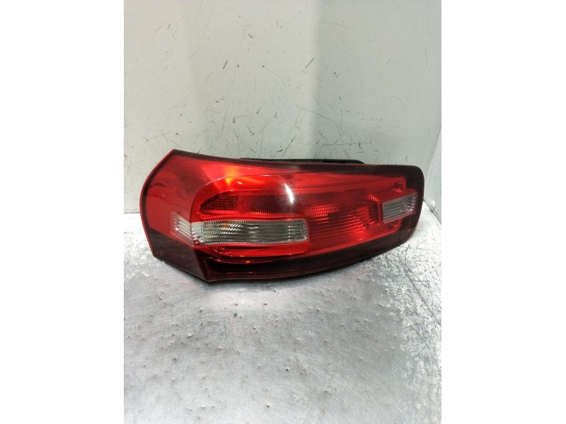 Recambio de piloto trasero izquierdo para citroën c4 picasso referencia OEM IAM   