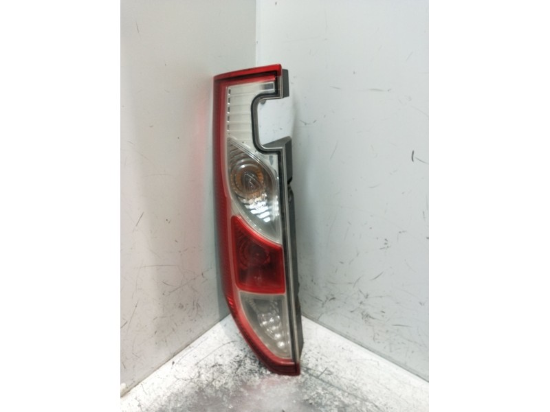 Recambio de piloto trasero izquierdo para renault kangoo / grand kangoo ii (kw0/1_) 1.5 dci 75 (kw07, kw10, kw04) referencia OEM