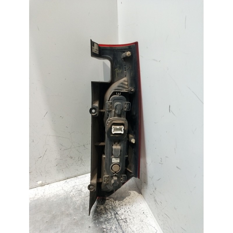 Recambio de piloto trasero izquierdo para renault kangoo / grand kangoo ii (kw0/1_) 1.5 dci 75 (kw07, kw10, kw04) referencia OEM