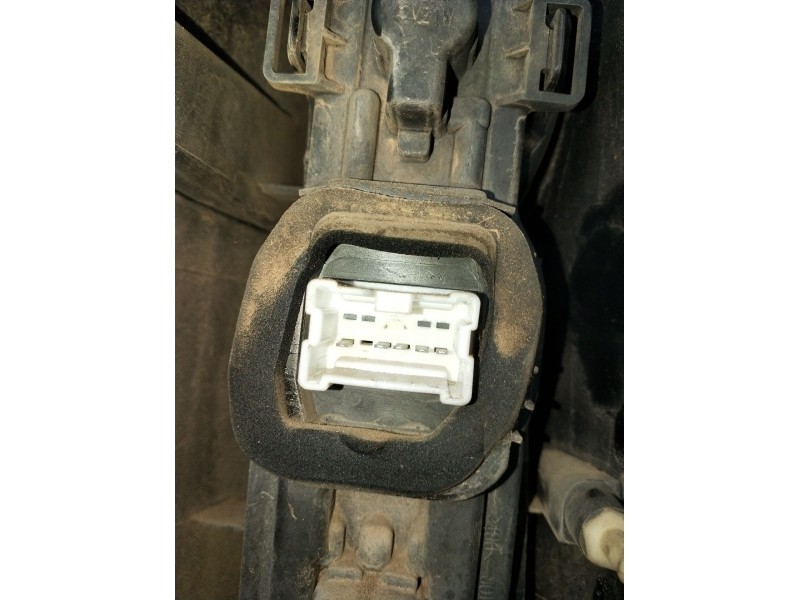 Recambio de piloto trasero izquierdo para renault kangoo / grand kangoo ii (kw0/1_) 1.5 dci 75 (kw07, kw10, kw04) referencia OEM