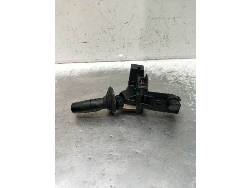 Recambio de mando luces para ford mondeo i turnier (bnp) 1.8 td referencia OEM IAM 93AG13350AB  