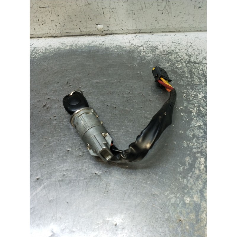 Recambio de conmutador de arranque para renault clio ii (bb_, cb_) 1.5 dci (b/cb07) referencia OEM IAM   