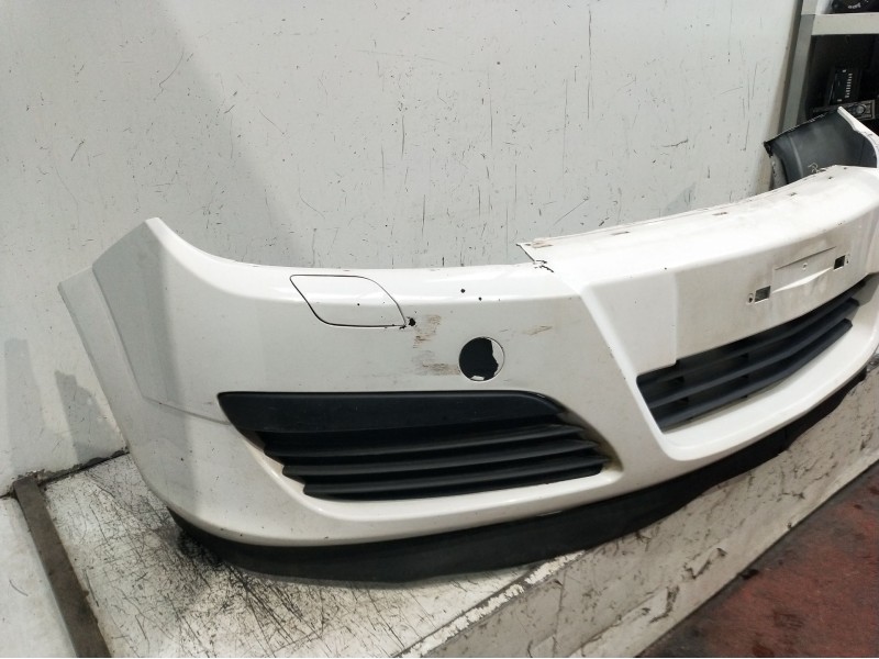 Recambio de paragolpes delantero para opel astra h caravan enjoy referencia OEM IAM  VER FOTOS 