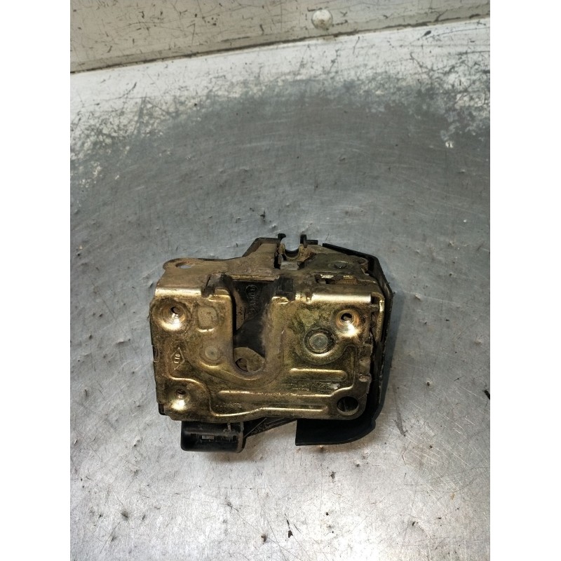 Recambio de motor cierre centralizado delantero derecho para renault clio ii (bb_, cb_) 1.5 dci (b/cb07) referencia OEM IAM  3P 