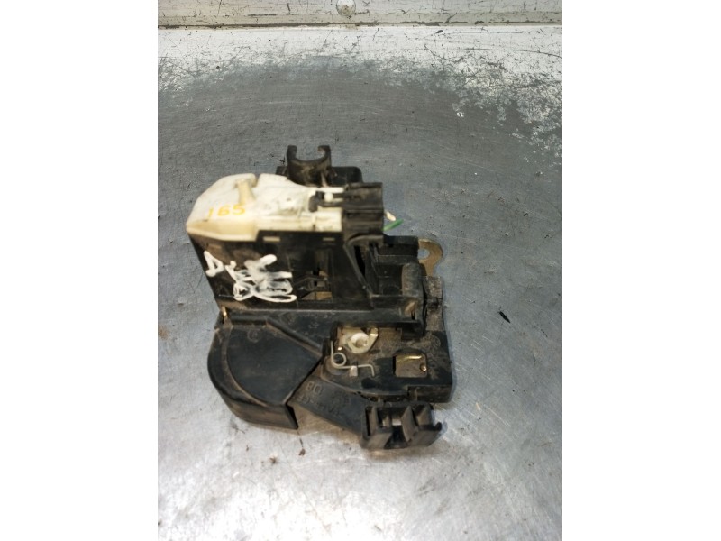 Recambio de motor cierre centralizado delantero derecho para renault clio ii (bb_, cb_) 1.5 dci (b/cb07) referencia OEM IAM  3P 