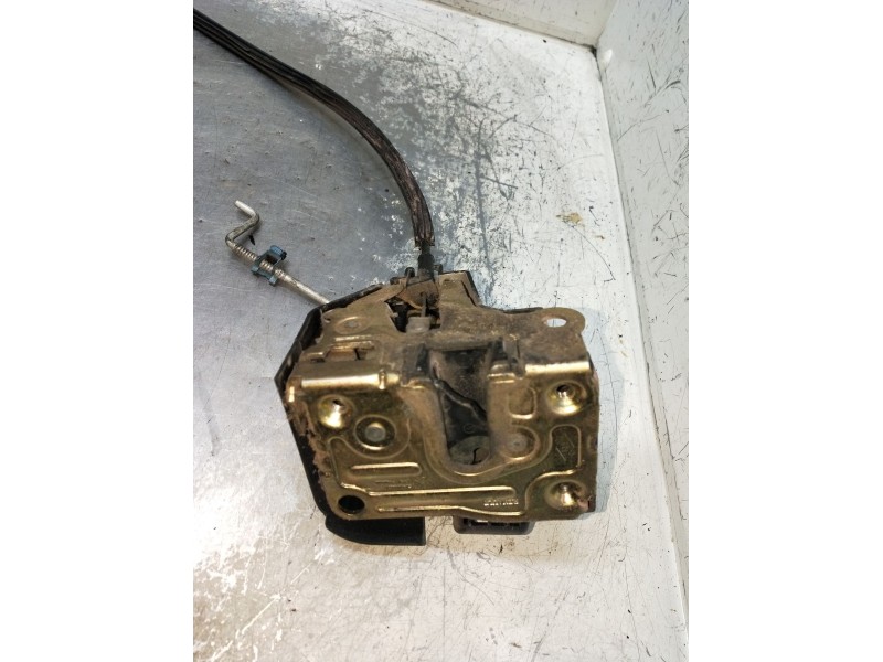 Recambio de motor cierre centralizado delantero izquierdo para renault clio ii (bb_, cb_) 1.5 dci (b/cb07) referencia OEM IAM  3