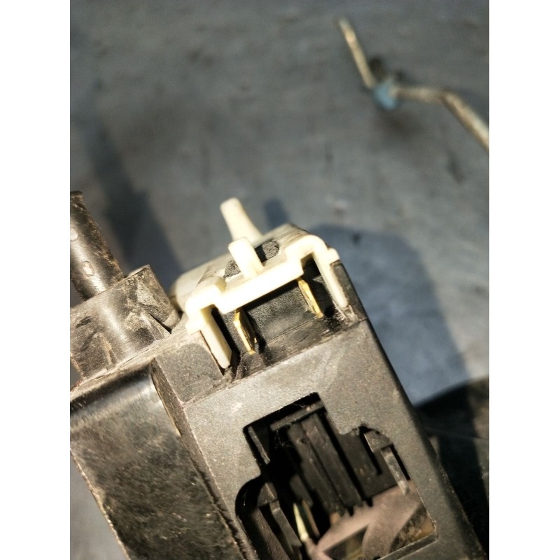 Recambio de motor cierre centralizado delantero izquierdo para renault clio ii (bb_, cb_) 1.5 dci (b/cb07) referencia OEM IAM  3