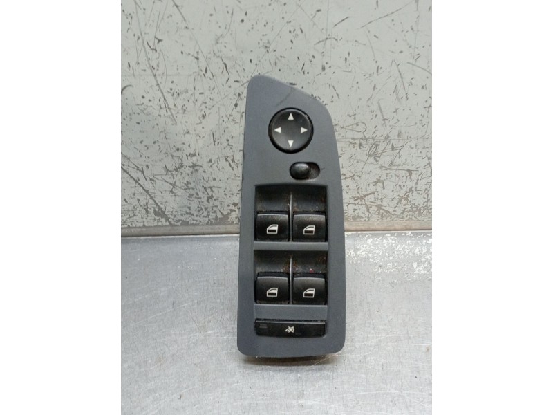 Recambio de mando elevalunas delantero izquierdo para bmw 1 (e87) 116 i referencia OEM IAM 697020902 06E52K101 