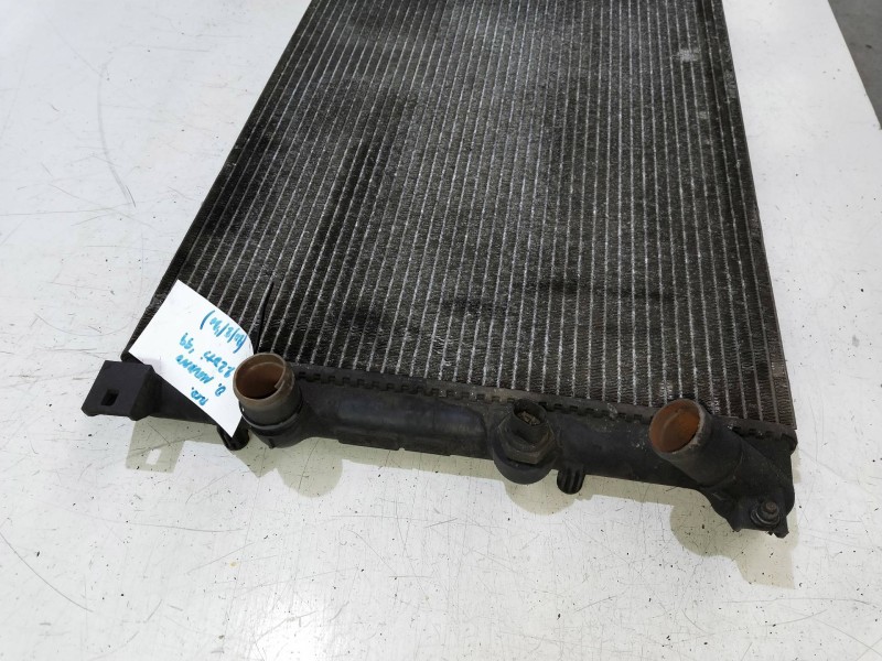 Recambio de radiador agua para opel movano furgón corto 2.8t referencia OEM IAM 09111216  