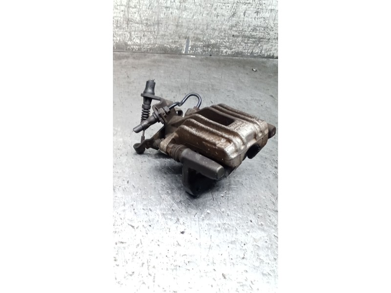 Recambio de pinza freno trasera derecha para volkswagen golf vi (5k1) advance referencia OEM IAM   09