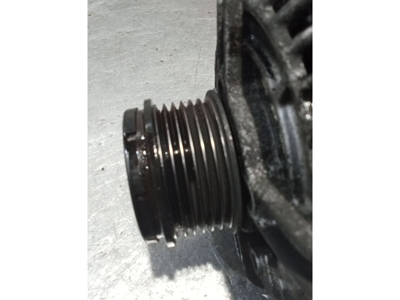 Recambio de alternador para volvo s80 berlina 2.4 d referencia OEM IAM 8676498 0124525029 