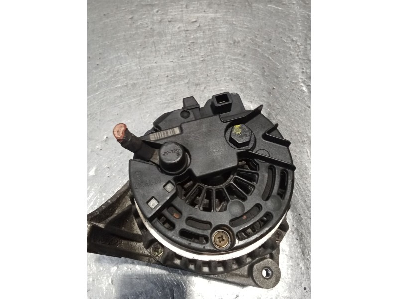 Recambio de alternador para volvo s80 berlina 2.4 d referencia OEM IAM 8676498 0124525029 