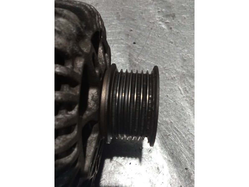 Recambio de alternador para renault grand scénic ii (jm0/1_) 1.9 dci (jm0g, jm12, jm1g, jm2c) referencia OEM IAM 8200495294 TG11