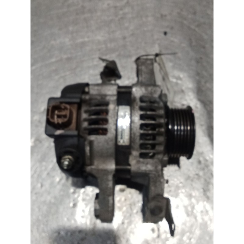 Recambio de alternador para toyota yaris (_p9_) 1.0 vvt-i (ksp90_) referencia OEM IAM 270600Q060 1042109240 11