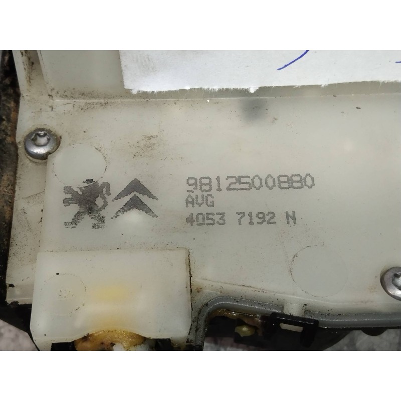 Recambio de motor cierre centralizado delantero izquierdo para peugeot 2008 (--.2013) 1.2 16v vti referencia OEM IAM 9812500880 