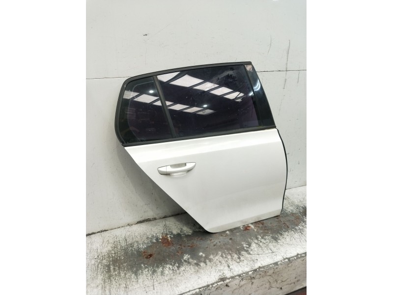 Recambio de puerta trasera derecha para volkswagen golf vi (5k1) advance referencia OEM IAM  5P 