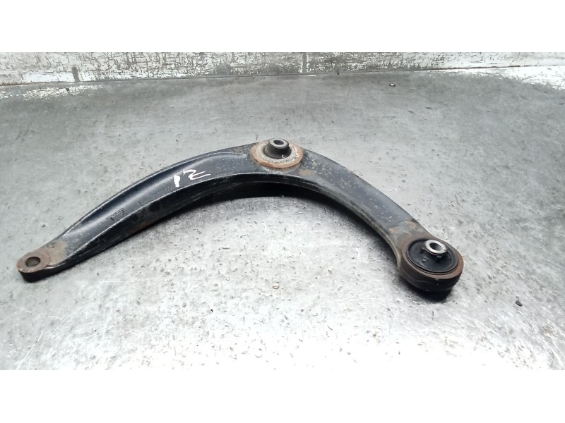 Recambio de brazo suspension inferior delantero izquierdo para citroën c4 lim. seduction referencia OEM IAM 823215  10