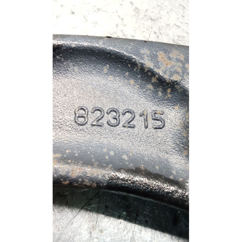 Recambio de brazo suspension inferior delantero izquierdo para citroën c4 lim. seduction referencia OEM IAM 823215  10