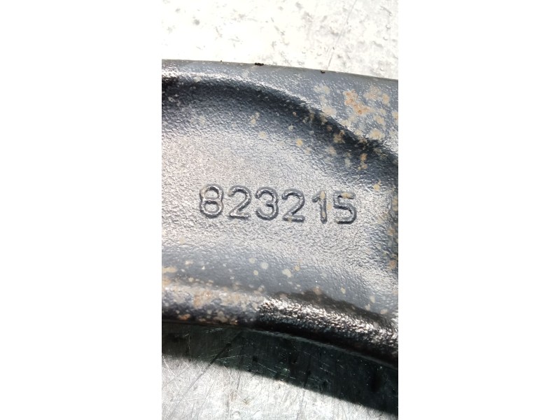 Recambio de brazo suspension inferior delantero izquierdo para citroën c4 lim. seduction referencia OEM IAM 823215  10
