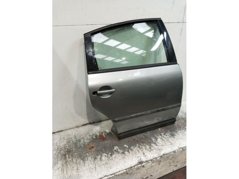 Recambio de puerta trasera derecha para volkswagen passat b5.5 (3b3) 1.9 tdi referencia OEM IAM  4P 