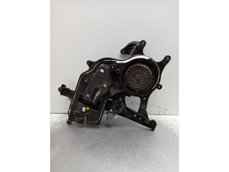 Recambio de elevalunas delantero izquierdo para peugeot partner furgoneta/monovolumen (k9) 1.6 bluehdi 75 referencia OEM IAM 981