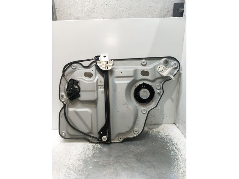 Recambio de elevalunas trasero izquierdo para volkswagen touran (1t1) 2.0 tdi referencia OEM IAM 1T0839729J 5P 02300199