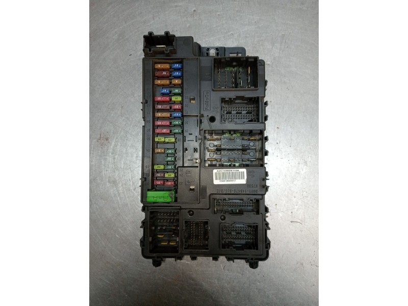 Recambio de caja reles / fusibles para ford s-max (cj, wa6) 2.0 tdci referencia OEM IAM A2C7438281150 FU5T15604 A2C735280