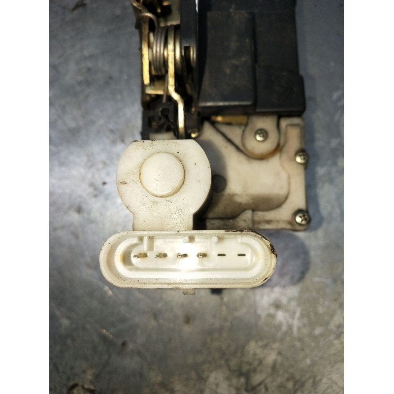 Recambio de motor cierre centralizado trasero izquierdo para fiat punto (176_) 1.7 td referencia OEM IAM  5P 