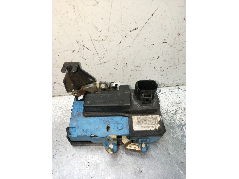 Recambio de motor cierre centralizado delantero izquierdo para volvo s80 berlina 2.4 d referencia OEM IAM 30634614 5P 