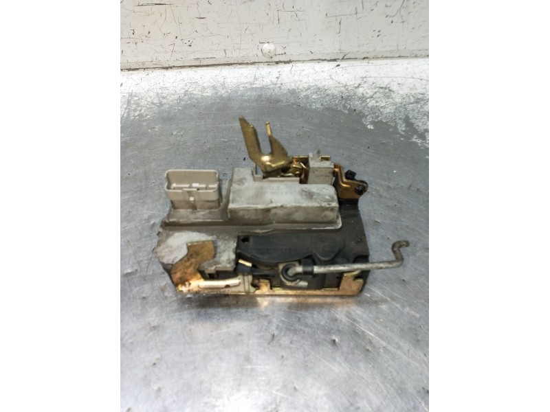 Recambio de motor cierre centralizado delantero derecho para citroën xsara (n1) 2.0 hdi 90 referencia OEM IAM  5P 