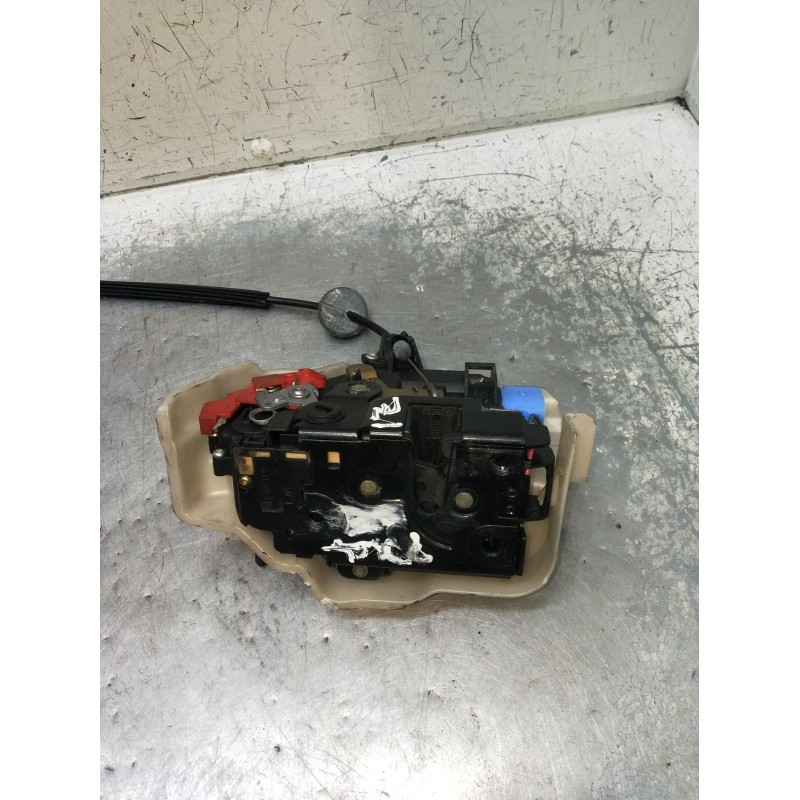 Recambio de motor cierre centralizado trasero izquierdo para volkswagen touran (1t1) 2.0 tdi referencia OEM IAM  5P 