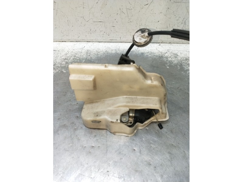 Recambio de motor cierre centralizado trasero izquierdo para volkswagen touran (1t1) 2.0 tdi referencia OEM IAM  5P 