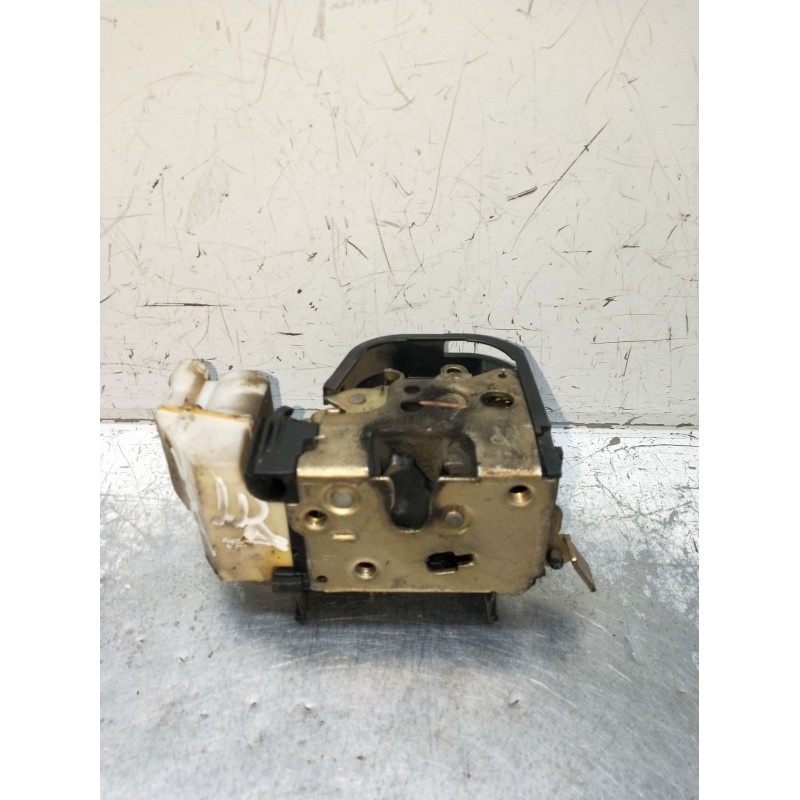 Recambio de motor cierre centralizado delantero derecho para fiat punto (176_) 1.7 td referencia OEM IAM  5P 