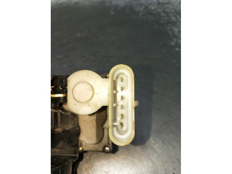 Recambio de motor cierre centralizado delantero derecho para fiat punto (176_) 1.7 td referencia OEM IAM  5P 