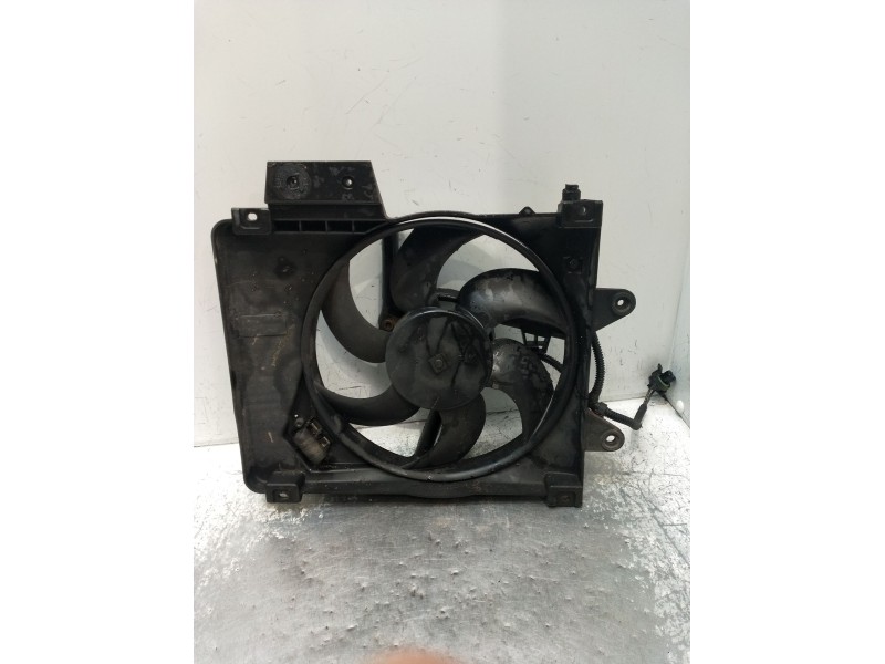 Recambio de electroventilador para fiat punto (176_) 1.7 td referencia OEM IAM 855386R  