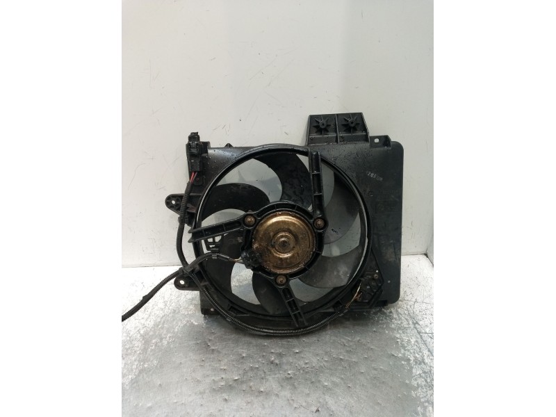 Recambio de electroventilador para fiat punto (176_) 1.7 td referencia OEM IAM 855386R  